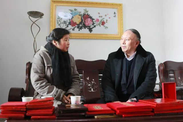 向他致敬！倒在扶貧攻堅(jiān)一線的工會(huì)好干部胡學(xué)發(fā)