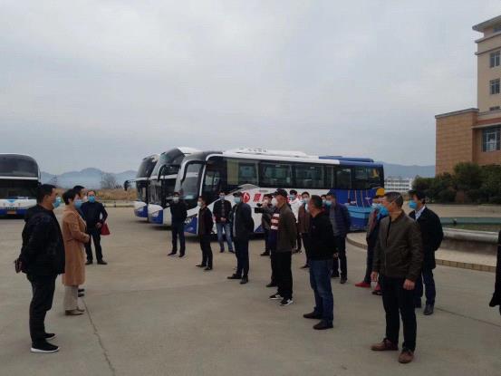 景德鎮(zhèn)長運旅游公司跨省接人助力企業(yè)復工復產