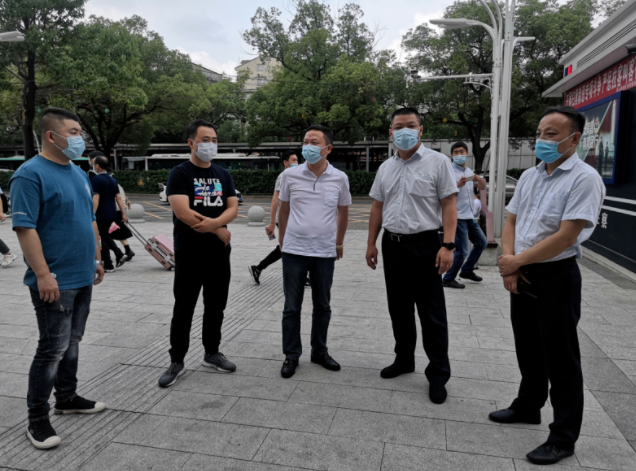 市運(yùn)管處督查徐坊客運(yùn)站安全生產(chǎn)、疫情防控及文明創(chuàng)建工作