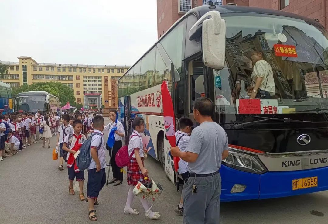 撫州長(zhǎng)運(yùn):研學(xué)活動(dòng) 暖心護(hù)航