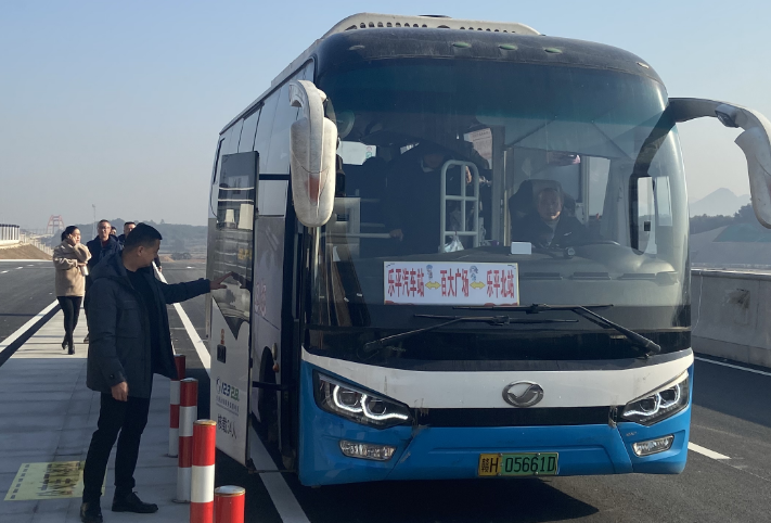 景德鎮(zhèn)長(zhǎng)運(yùn)：樂(lè)平公交開(kāi)通高鐵公交專線