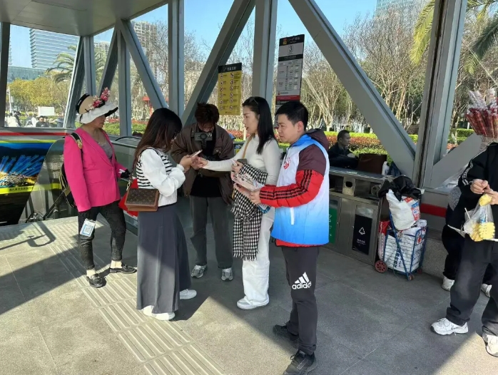 南昌全域旅游集散中心開(kāi)展精品一日游地推宣傳