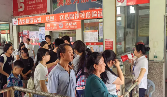 撫州長運(yùn)：全力保障學(xué)子與市民國慶中秋雙節(jié)出行