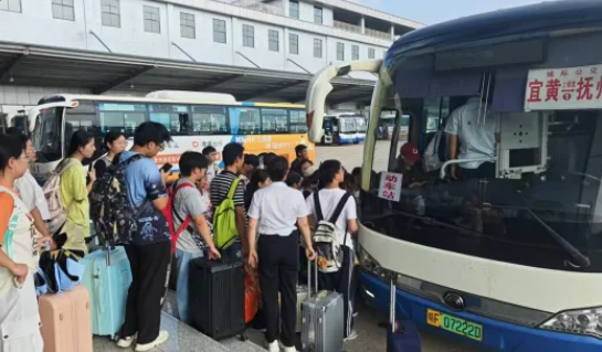 撫州長運客運中心創(chuàng)新舉措點亮平安團圓路