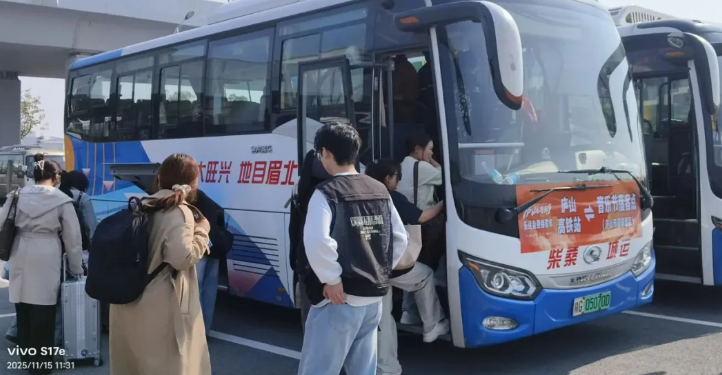 九江長(zhǎng)運(yùn)：第二屆廬山音樂節(jié)運(yùn)輸任務(wù)圓滿完成