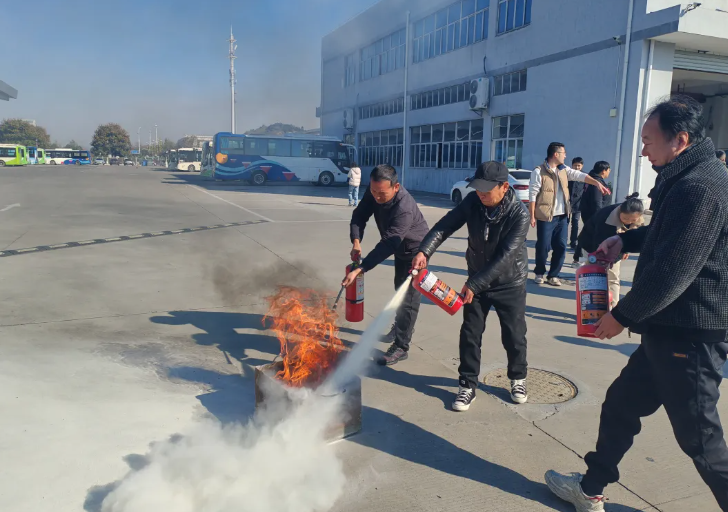 馬鞍山長(zhǎng)客：開(kāi)展消防、應(yīng)急疏散演練活動(dòng)