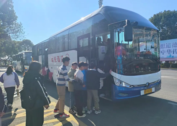 撫州長運：廣昌分公司圓滿完成四所小學(xué)研學(xué)活動運輸任務(wù)