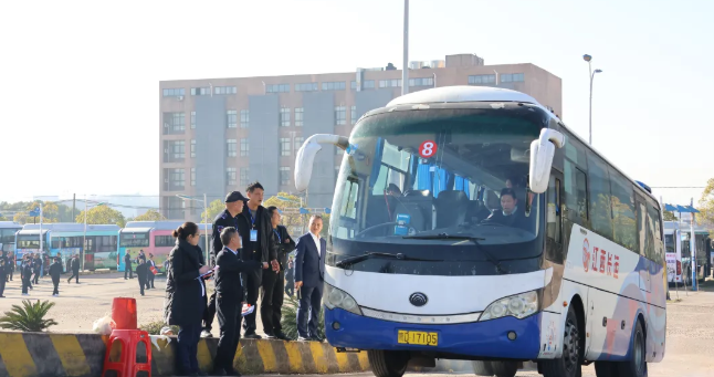 吉安長運、吉安公交：開展2025年駕駛員職業(yè)技能操作競賽