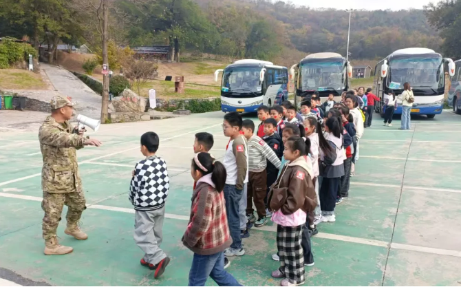 馬鞍山長(zhǎng)客：圓滿完成含山縣中小學(xué)秋季研學(xué)運(yùn)輸任務(wù)