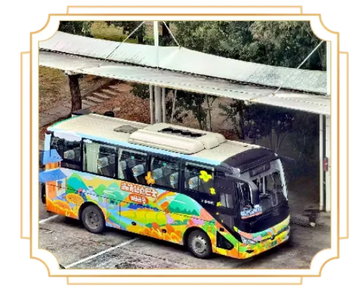 婺源公交：站點(diǎn)巴士“曬秋”主題車貼全面上線 四季度的沖刺與綻放